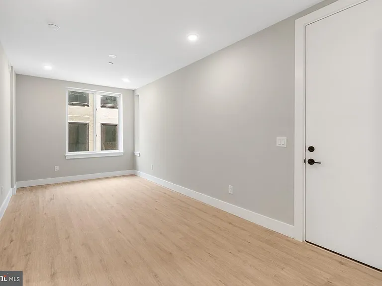 1144 Frankford Ave #503 — Photo 8