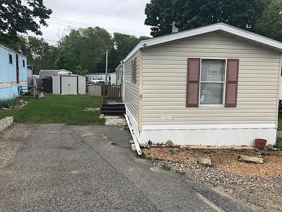 3rd image of 28 Patriot Cir