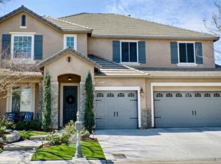 4551 N Emerald Peak Dr, Clovis, CA