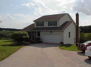 4695 Skyview Dr, Glenville, PA 17329