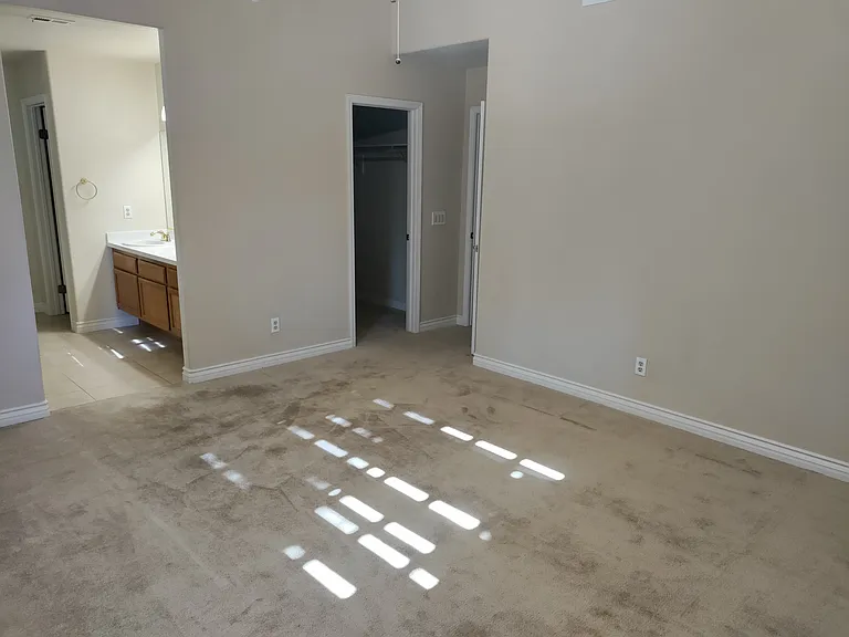 2614 Sycamore Ln — Photo 16