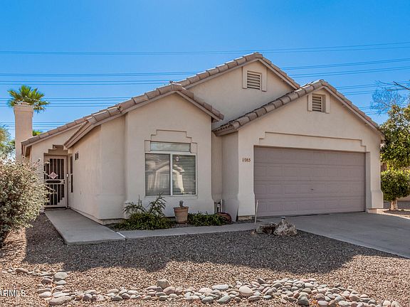 3rd image of 1085 W DAVA Drive