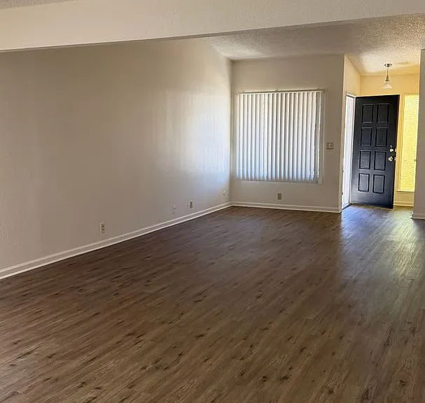 7231-7233 Adobe Casa Court — Photo 6