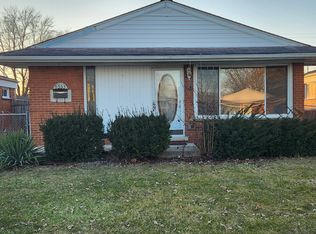 6563 Colonial St, Dearborn Heights, MI 48127