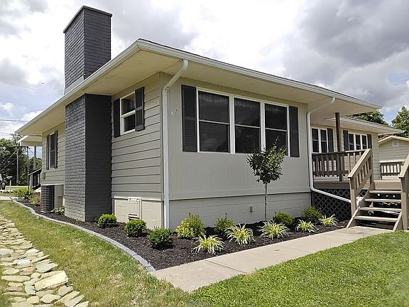 5th image of 3049 Palace Heights Ln