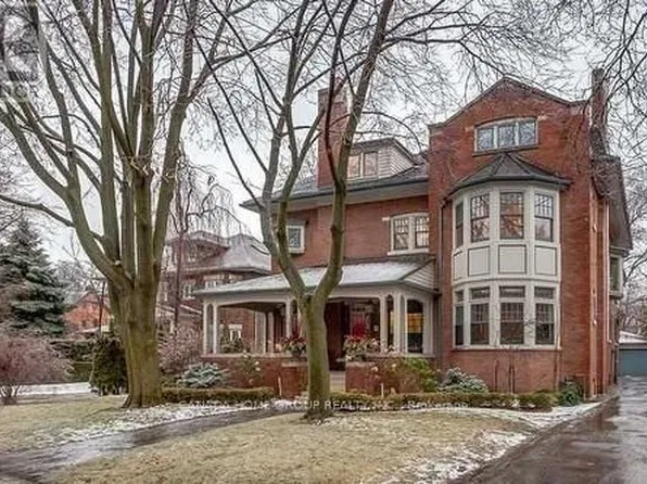 76 Glen Rd, Toronto, ON M4W 2V6