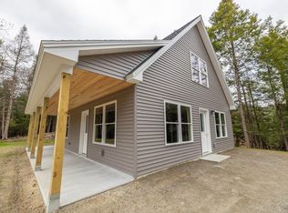 19 Hemlock Ln, Farmingdale, ME 04344