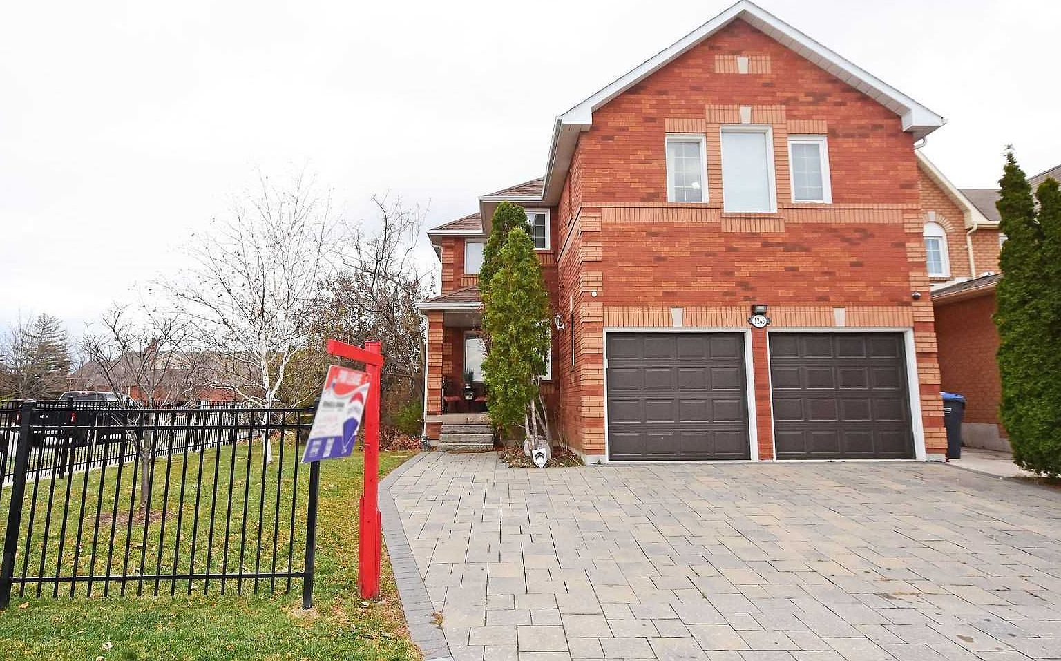 1246 Sherwood Mills Blvd, Mississauga, ON L5V 1S7 Zillow