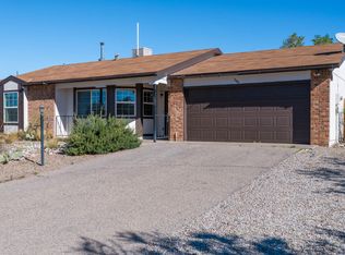 590 Hewlett Dr NE, Rio Rancho, NM 87124