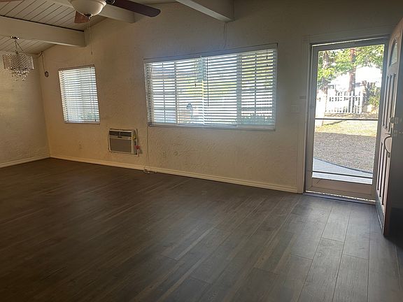 4th image of 8016 Royalito Ln