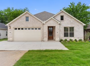 904 Throckmorton St, McKinney, TX 75069