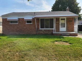 8005 Sloan St, Taylor, MI 48180