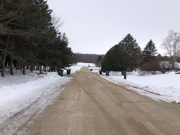 5th image of 3535 N Edgewood Dr