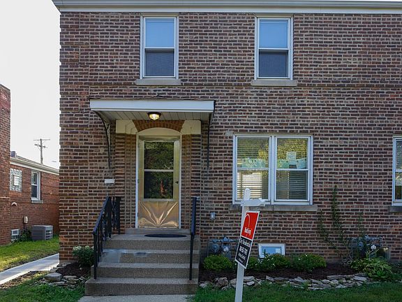 2nd image of 3832 S 59th Ave