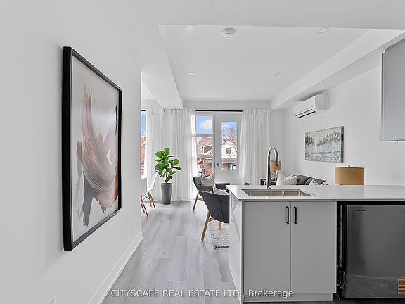 5th image of 589 Oakwood Ave #1
