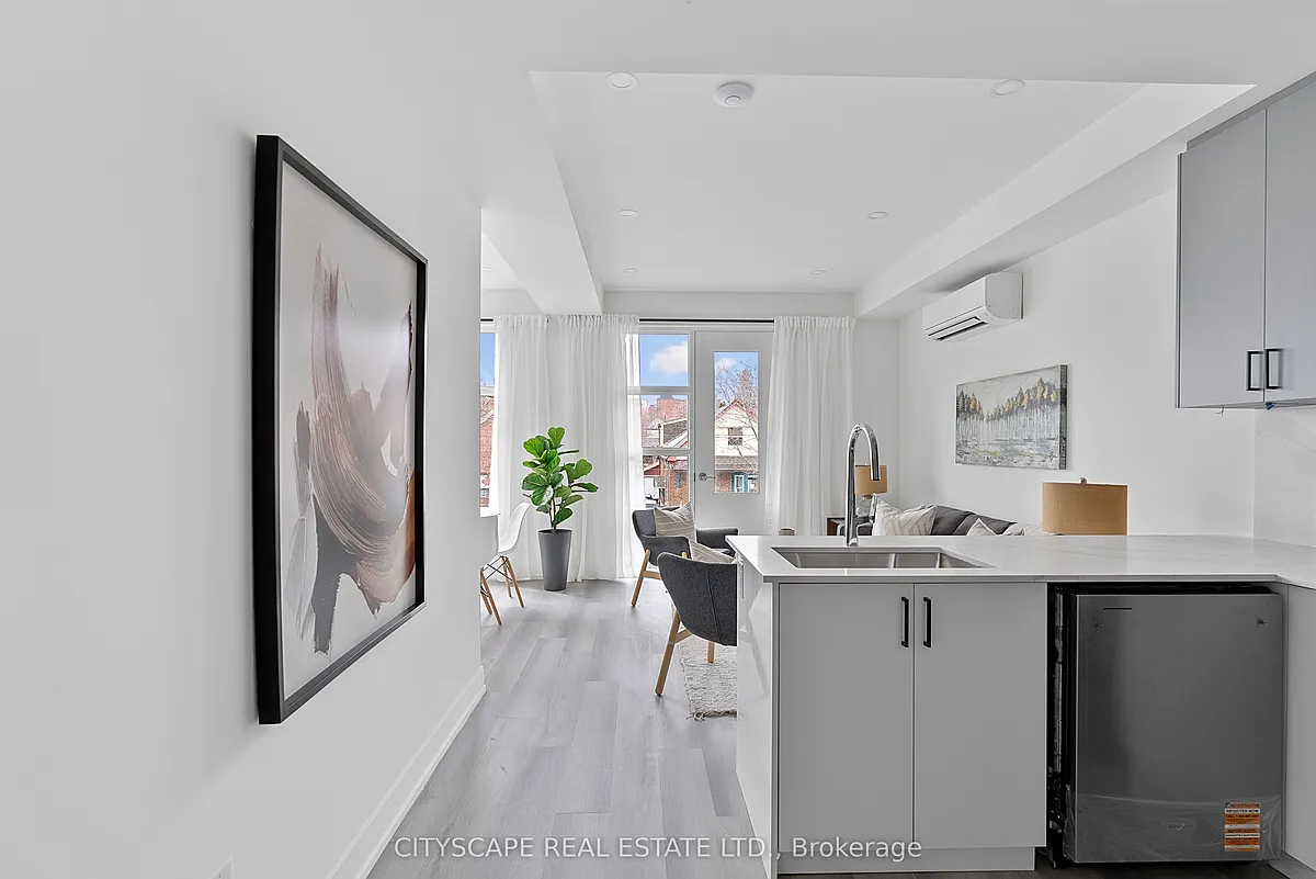 Building Photo - 589 Oakwood Ave #F
