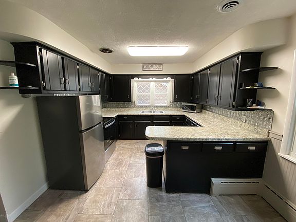 5th image of 8514 E Yz Ave