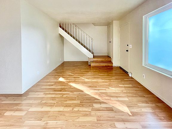 4th image of 2868 Parkrow Ln
