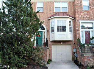 18610 Carriage Walk Cir, Gaithersburg, MD 20879