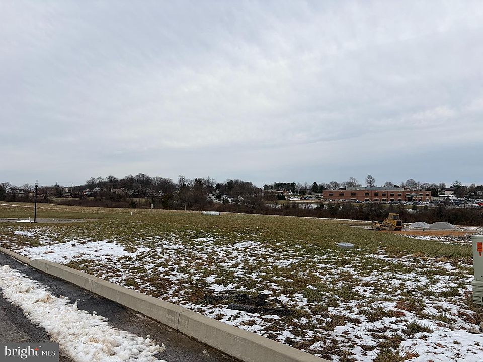 1st image of 100 Stonewicke Dr #88