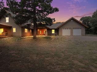 21 Granny Canyon Trl, Tijeras, NM 87059