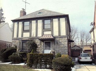 75-08 180th St, Flushing, NY 11366