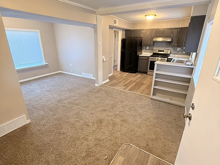 2703 Hull Ave #1 — Photo 7