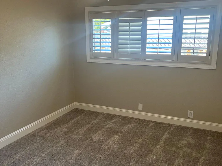 16216 Camellia Ter — Photo 11