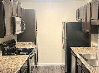 158 Autumn Ridge Trl, Roswell, GA 30076