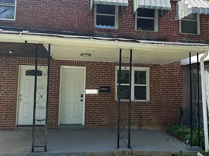 2 bed, 2.0 bath, $1,600 — Photo 2