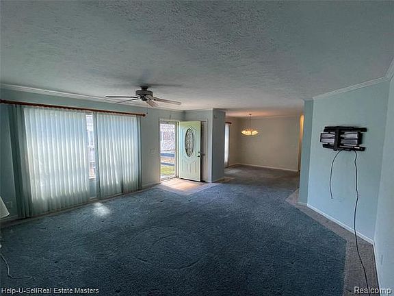 5th image of 106 Bridgewood