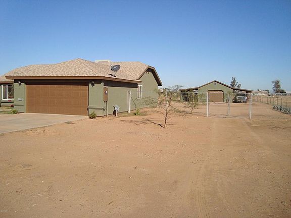 3rd image of 4680 E Colt Dr