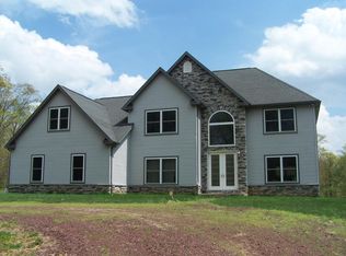 250 Sandspring Rd, Bear Creek, PA 18702