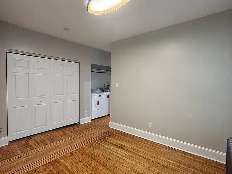 2602 W 18th St #1 — Photo 15