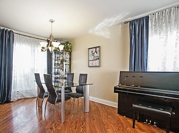 4th image of 1400 Brookside Dr