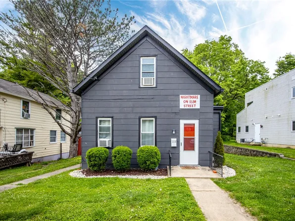 319 N Elm St, Oxford, OH 45056