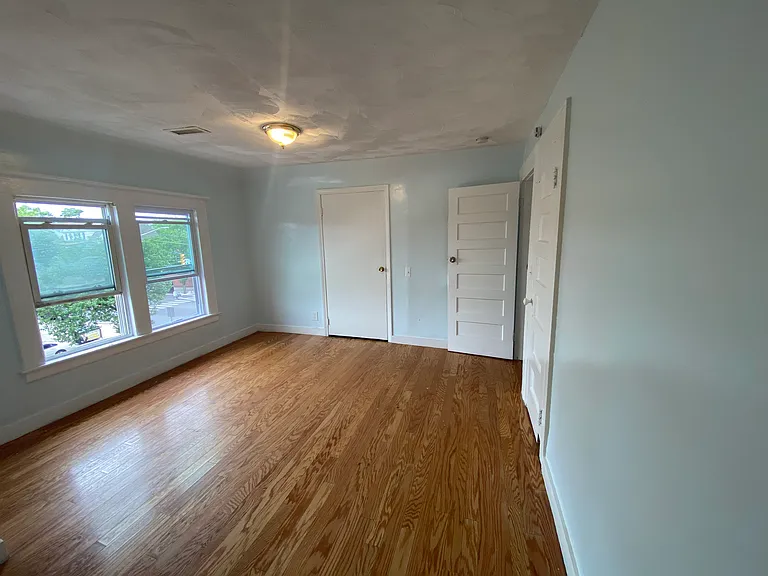 2484 Main St #3 — Photo 1
