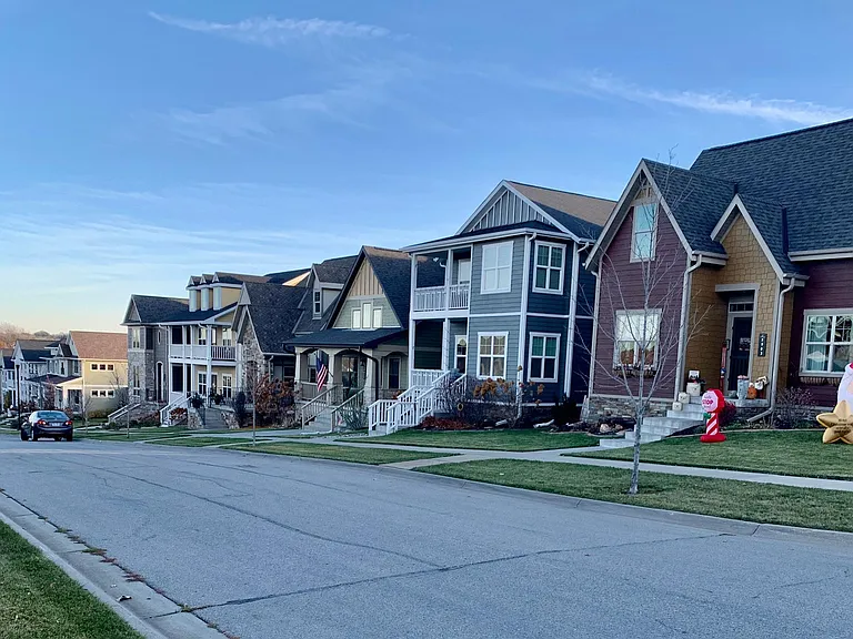 Peaceful and beautiful neighborhood
