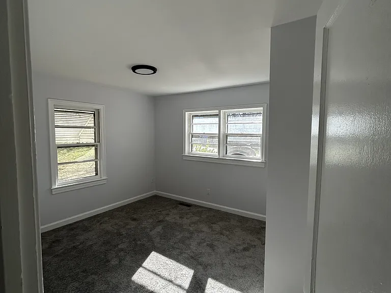1500 Carolina St — Photo 9