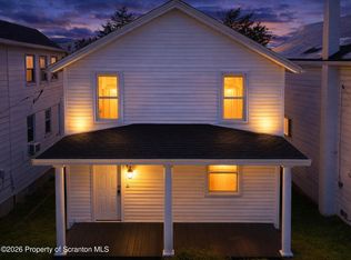 1215 Eynon St, Scranton, PA 18504