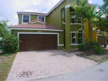 1st image of 3779 SW 51st St