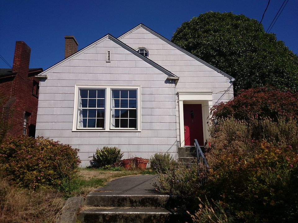 2nd image of 6848 17th Ave NE