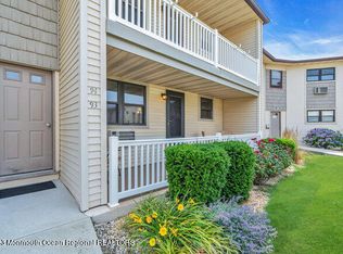 93 Wharfside Dr, Monmouth Beach, NJ