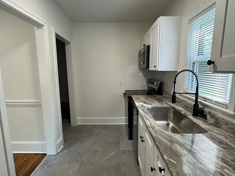 1111 Bridges Dr — Photo 16