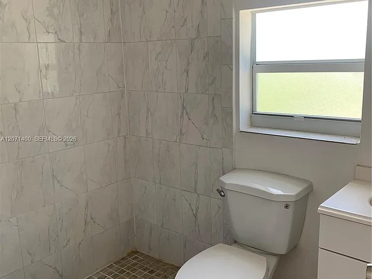 4501 SW 25th St — Photo 10