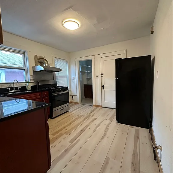 301 Atlantic St #2F — Photo 7