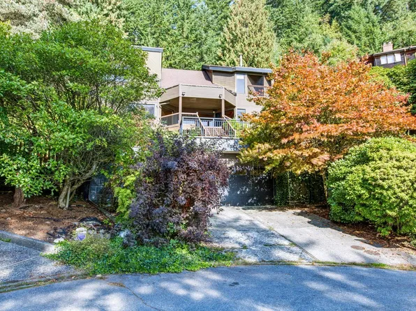 60 Walton Way, Pt Moody, BC V3H 3P3