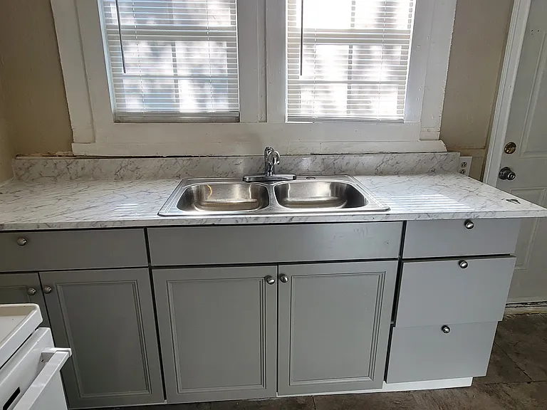 3943 Blossfield Ave — Photo 7