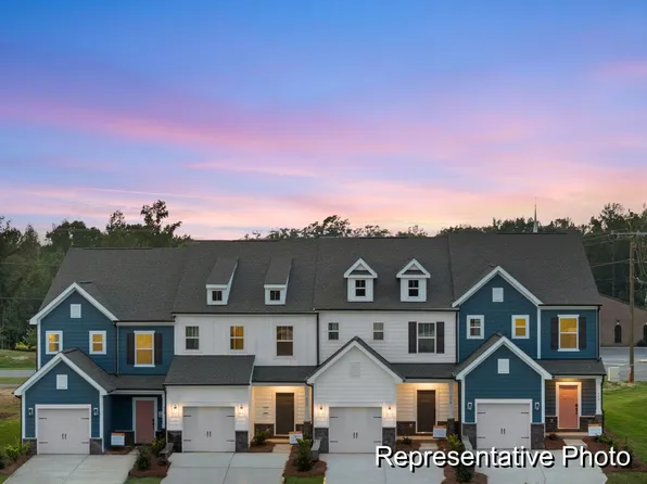 546 Stanton Cir, Clover, SC 29710