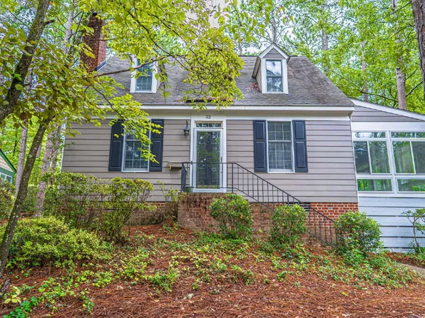 22 Village In The Woods Cir, Southern Pines, NC 28387